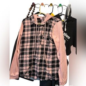No Boundaries Flannel with Hoodie Black & Pink